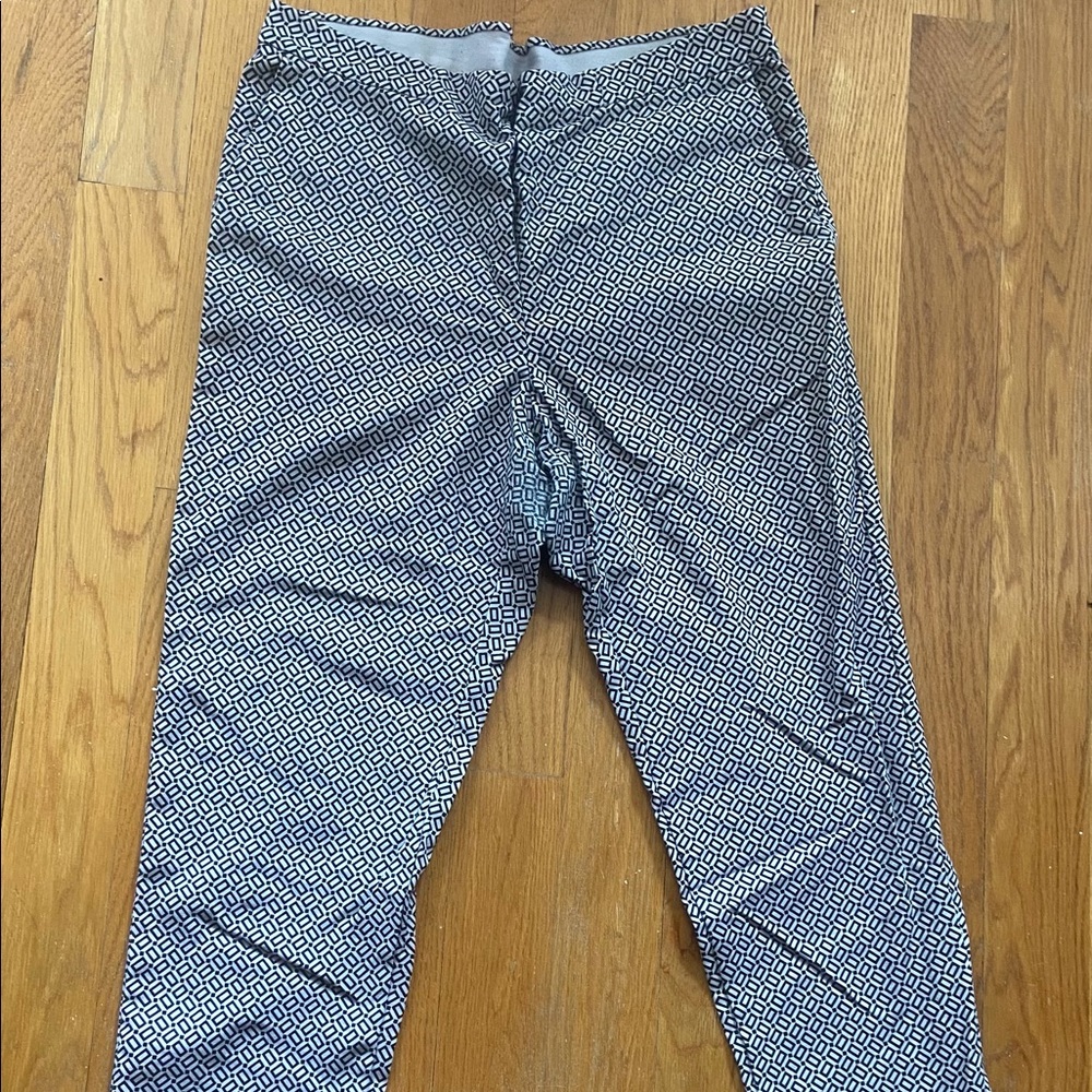 Patterned pants